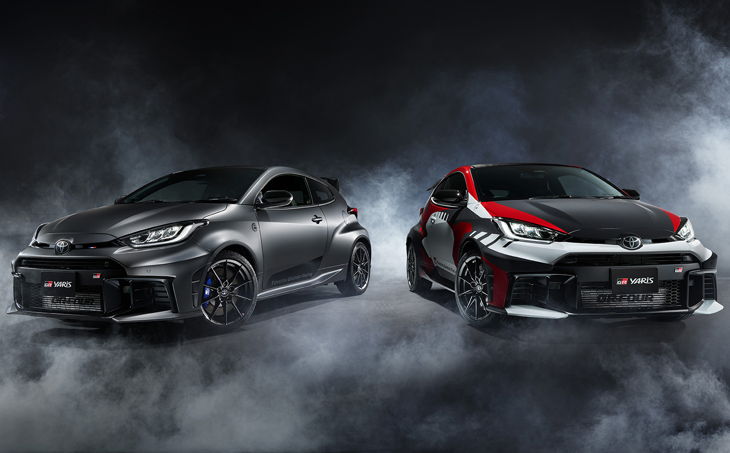 トヨタ GRヤリス RZ“ハイパフォーマンス セバスチャン・オジエエディション”（左）と“ハイパフォーマンス カッレ・ロベンパラエディション”（右）
Toyota GR Yaris “High performance・Kalle Rovanperä Edition