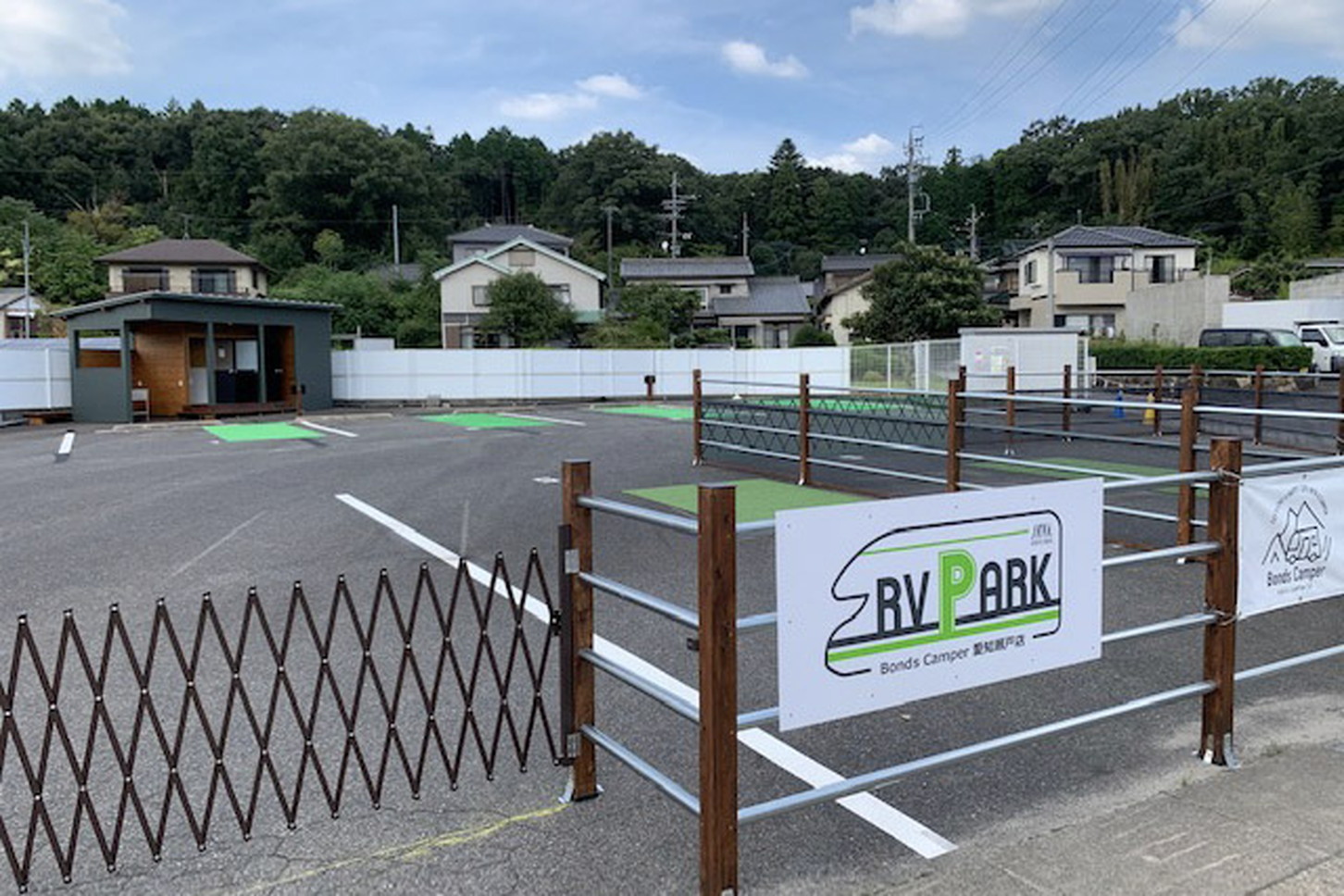 車中泊できる東海のRVパーク「Bonds Camper 愛知瀬戸店」の様子