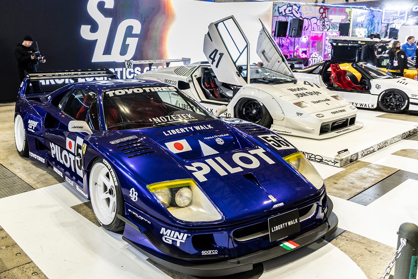 東京オートサロン2024のLiberty Walkブース。