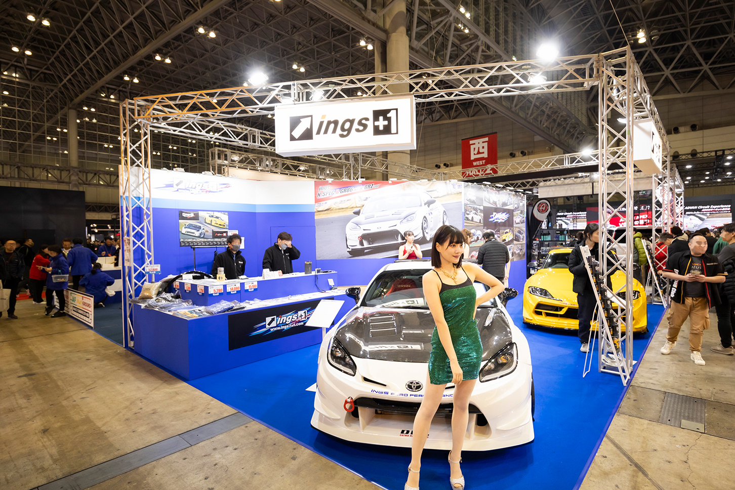 東京オートサロン2024 イングスブース。
