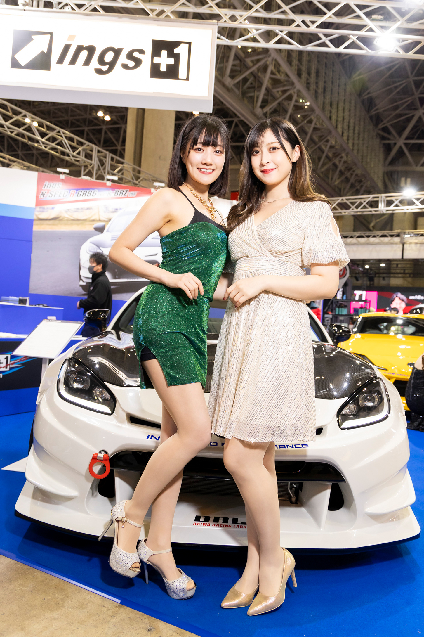 車の元に戻ったとき、こんな笑顔で待っている美女ふたりが待っていたら