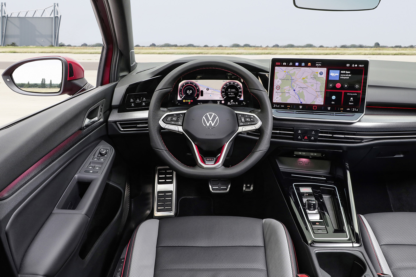 フォルクスワーゲン ゴルフ GTI｜Volkswagen Golf GTI