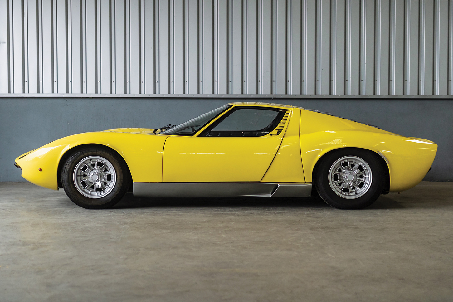 ランボルギーニ・ミウラ P400|Lamborghini Miura P400