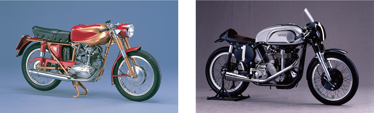 CBヒストリー Part1で展示される車両 その5。写真左からドゥカティ 175 シルバーストーン（1960年）と、ノートン マンクス 30M（1961年）