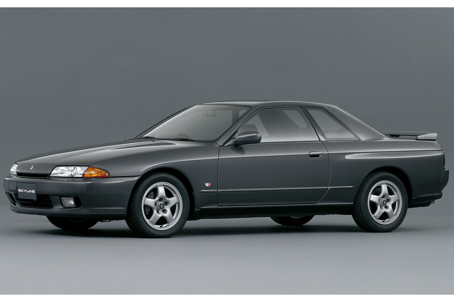 R32型スカイラインは1989年にデビュー。