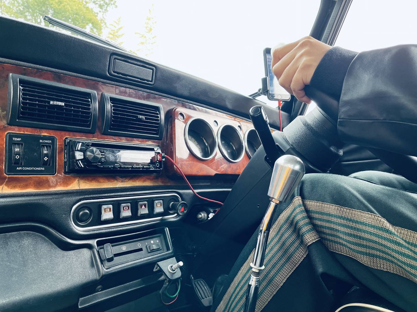 MTなので、上り坂の途中の信号待ちで後続車にベタ付けされるとちょっと怖い瞬間があるそうだ。