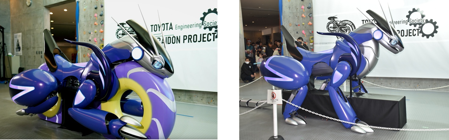 写真左からドライブモードと4足歩行モード。ホイール部分はさすがに着脱式のようだ。