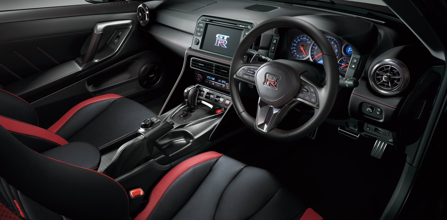 GT-R Black edition 内装色ブラック