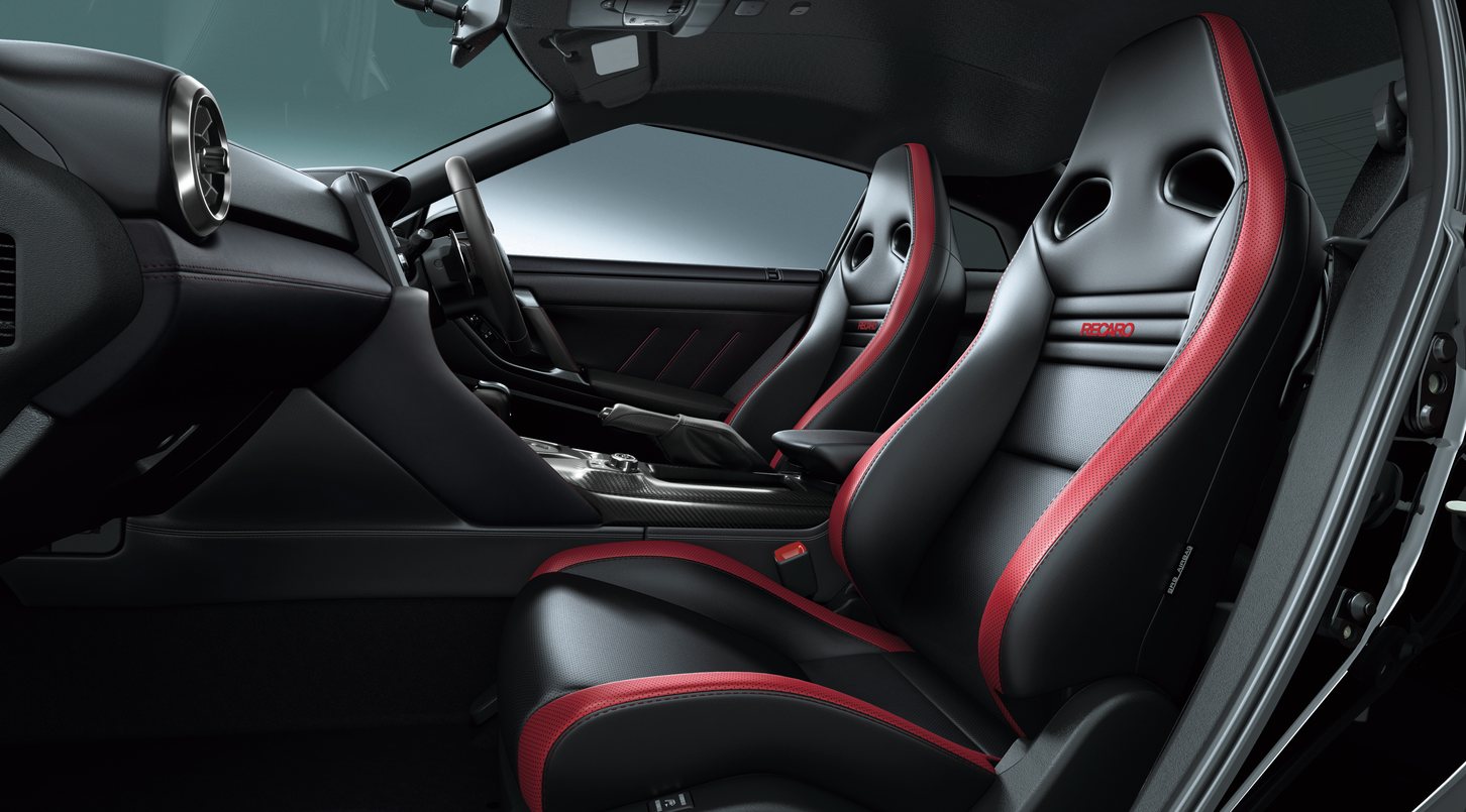 GT-R Black edition 内装色ブラック
