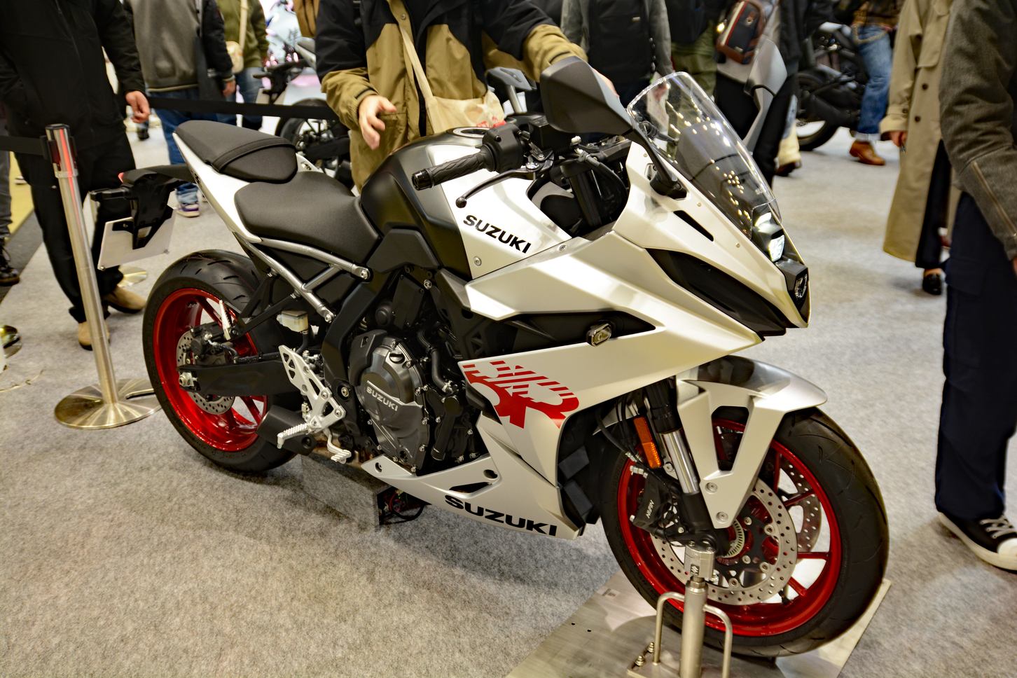 スズキの新たなスポーツバイクを担う存在となるGSX–8R