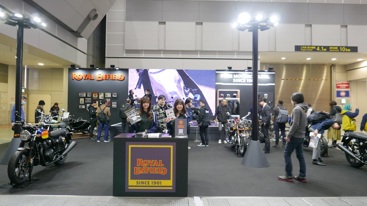 東京MCS2024におけるロイヤルエンフィールドのブース。