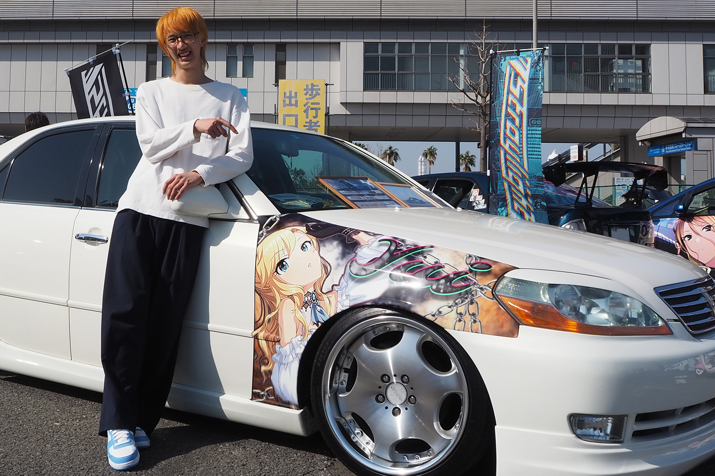 痛車オーナーのりーちゃぬさん。ベースの車両はトヨタ マークII。