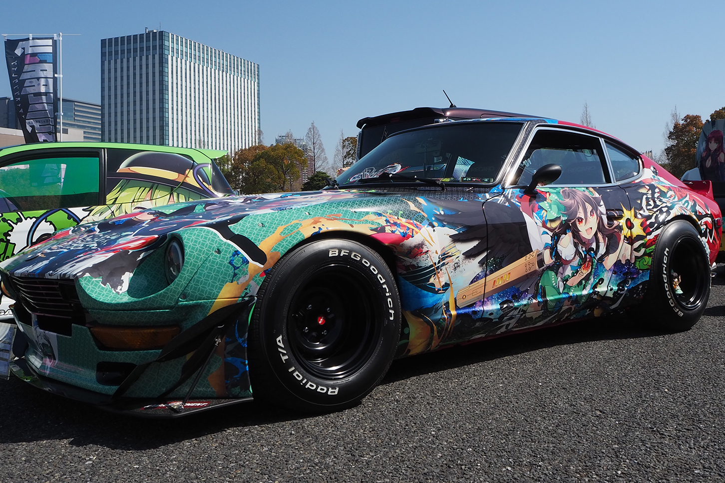 ダットサン280Zをフルラッピングで痛車に