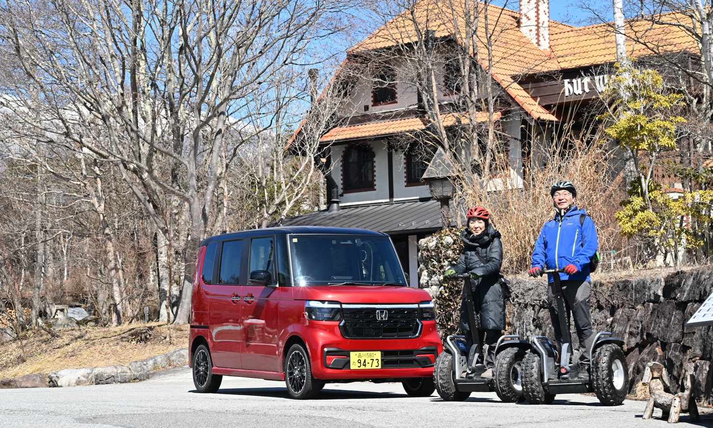 N-BOXとセグウェイの2ショット