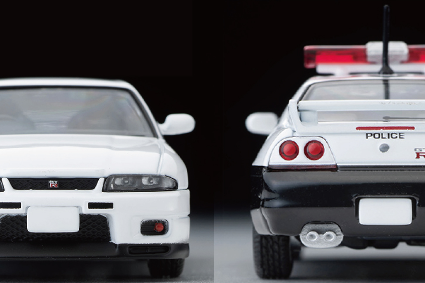 写真左から「日産 スカイライン GT-R」のV-spec N1仕様（白）と、パトロールカー（埼玉県警）仕様。版権元商品化許諾申請済。(c)TOMYTEC