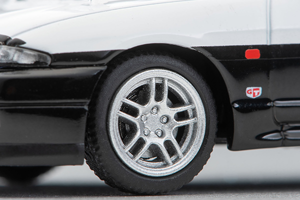 LV-N322a 日産 スカイライン GT-R パトロールカー（埼玉県警）