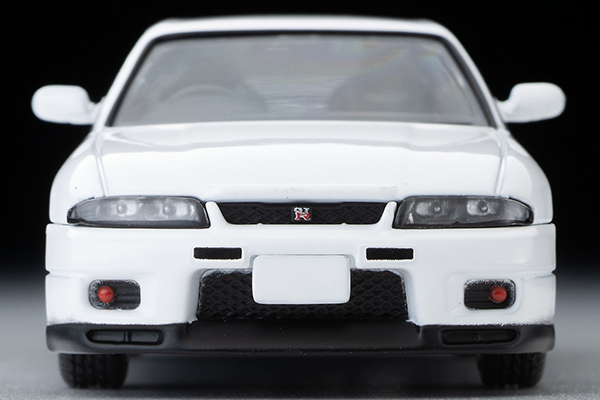 LV-N308c 日産 スカイライン GT-R V-spec N1（白）95年式