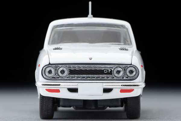 いすゞ ベレット 1800GT （白）70年式