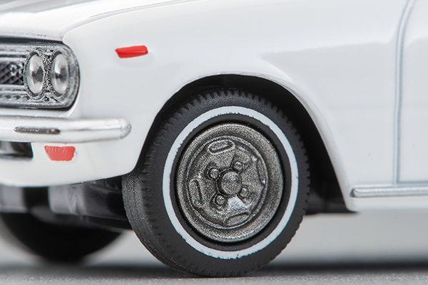 いすゞ ベレット 1800GT （白）70年式