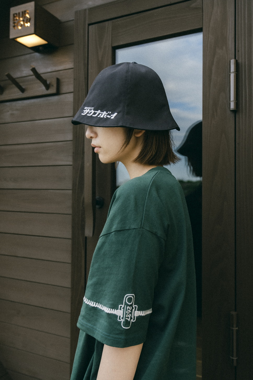 けん引式サウナ｜BURROW mini｜アウトドアサウナ｜Tシャツ