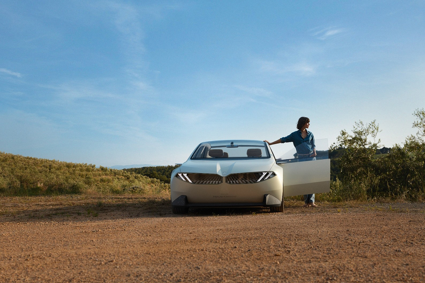 ビー・エム・ダブリュー ビジョン ノイエ・クラッセ｜BMW Vision Neue Klasse