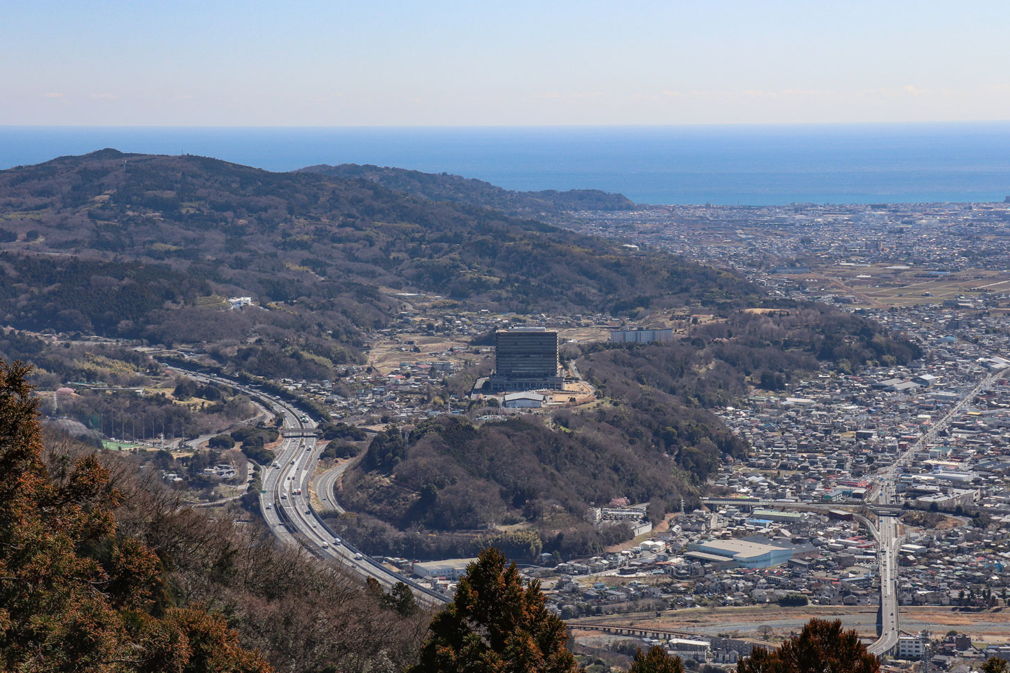 大井松田ICのある大井町の周辺。（画像：(c) sirius - stock.adobe.com）