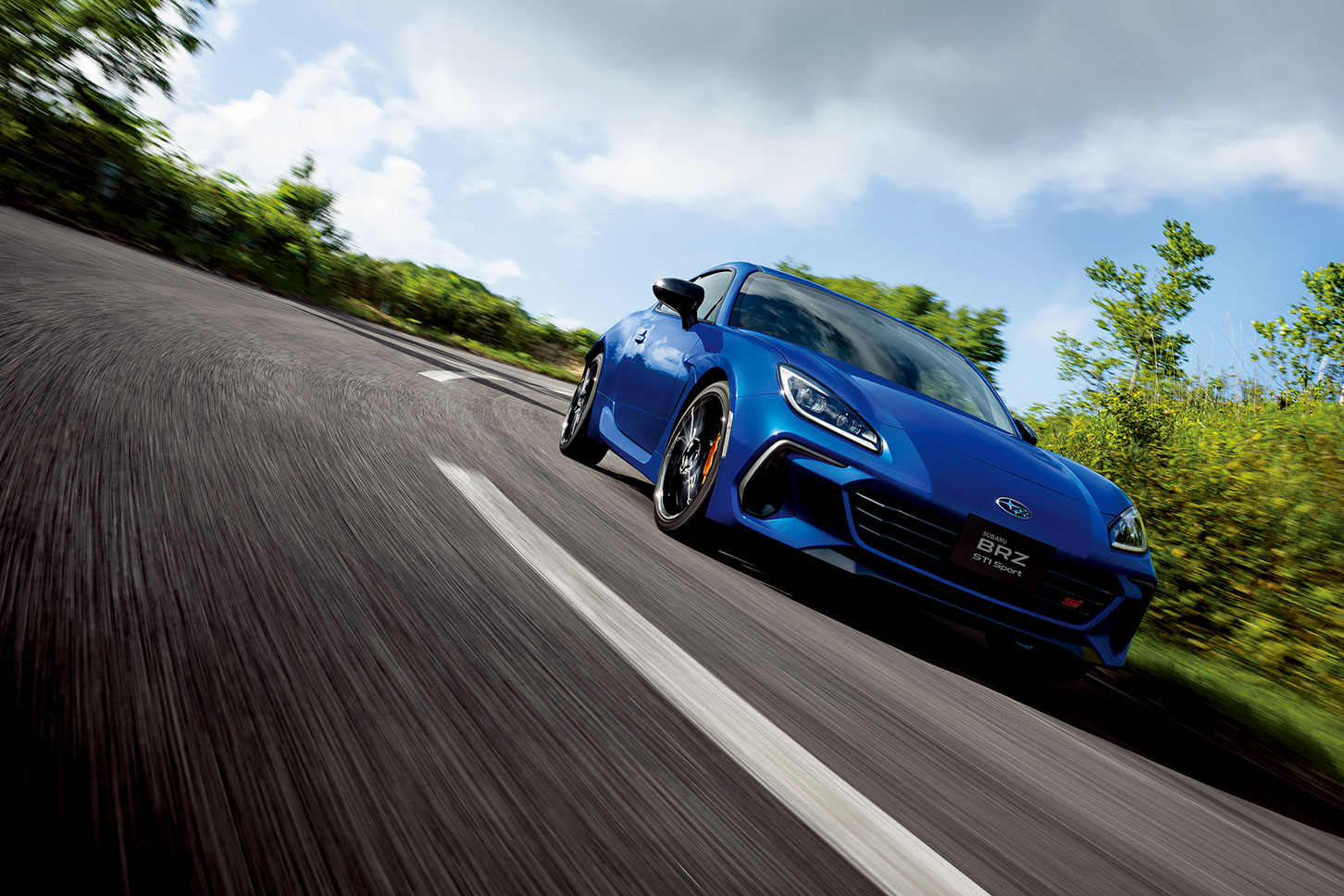 SUBARU BRZ（一部改良）STI SportのMT車。