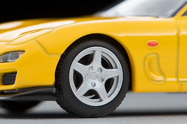 マツダ RX-7 タイプR バサーストR（黄）2001年式