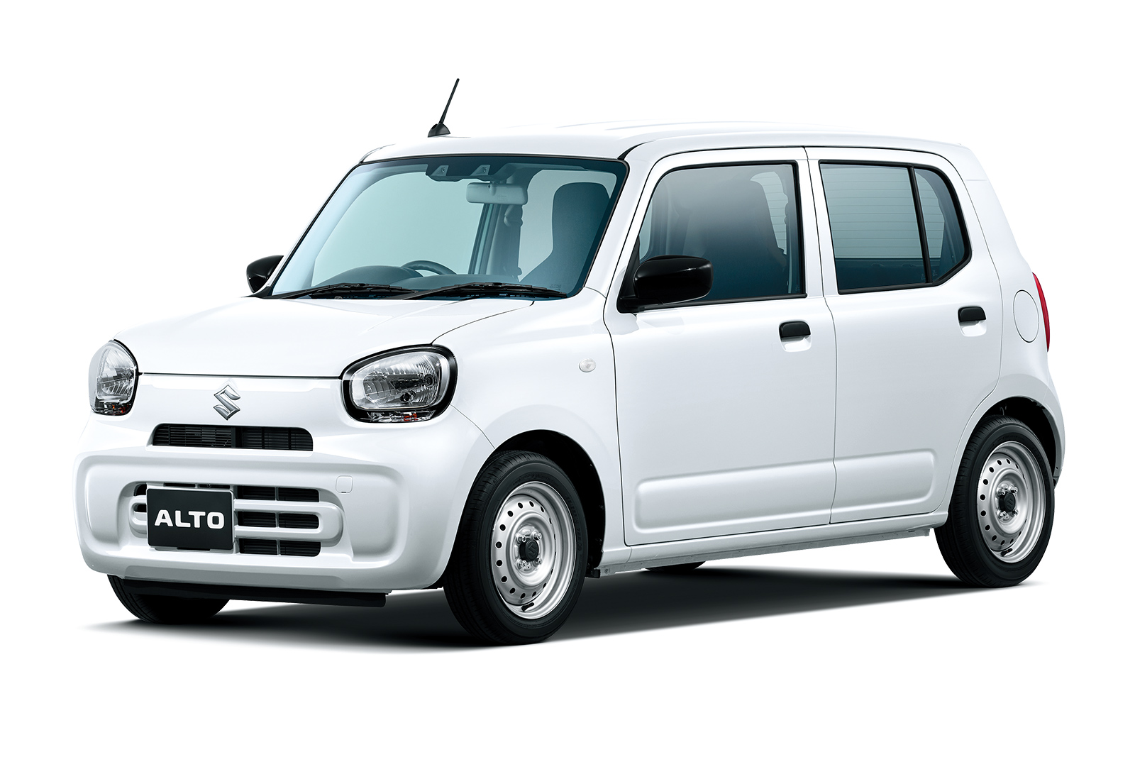 現行アルトAグレード（2WD仕様）の車重は680kg。