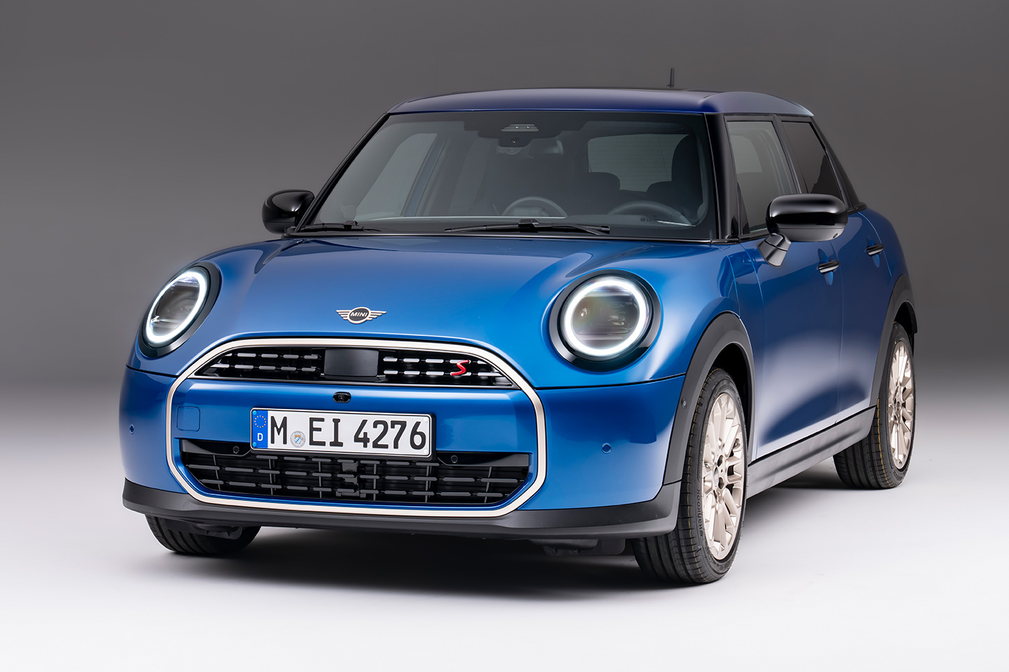新型MINI COOPER 5 DOOR