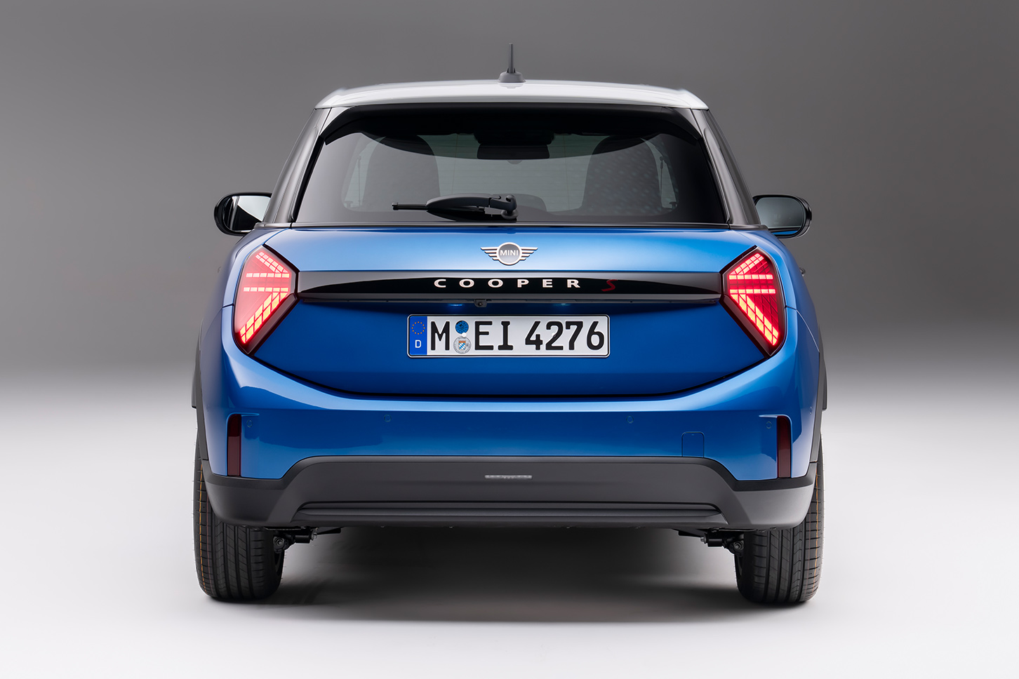 新型MINI COOPER 5 DOOR