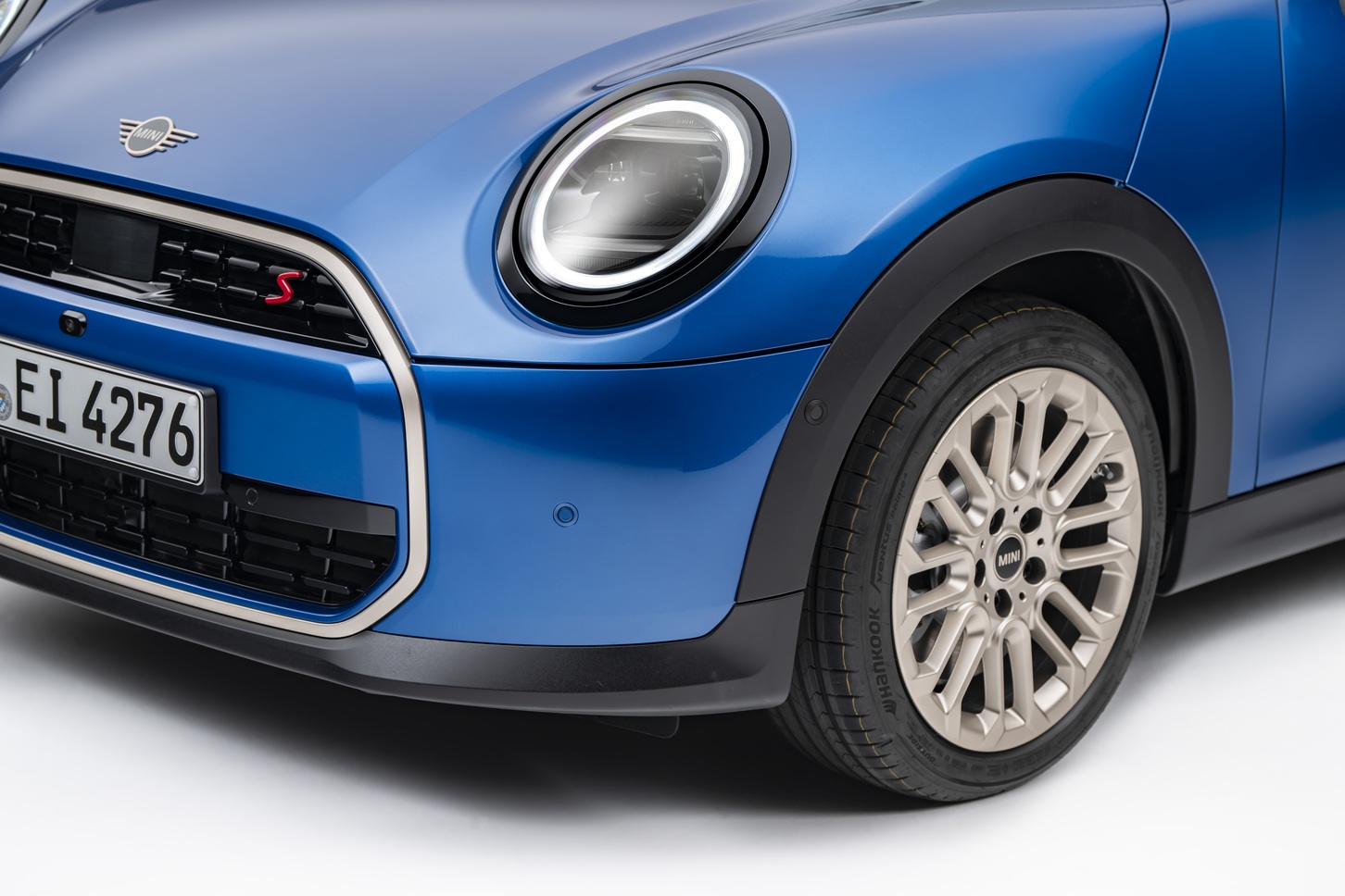 新型MINI COOPER 5 DOOR