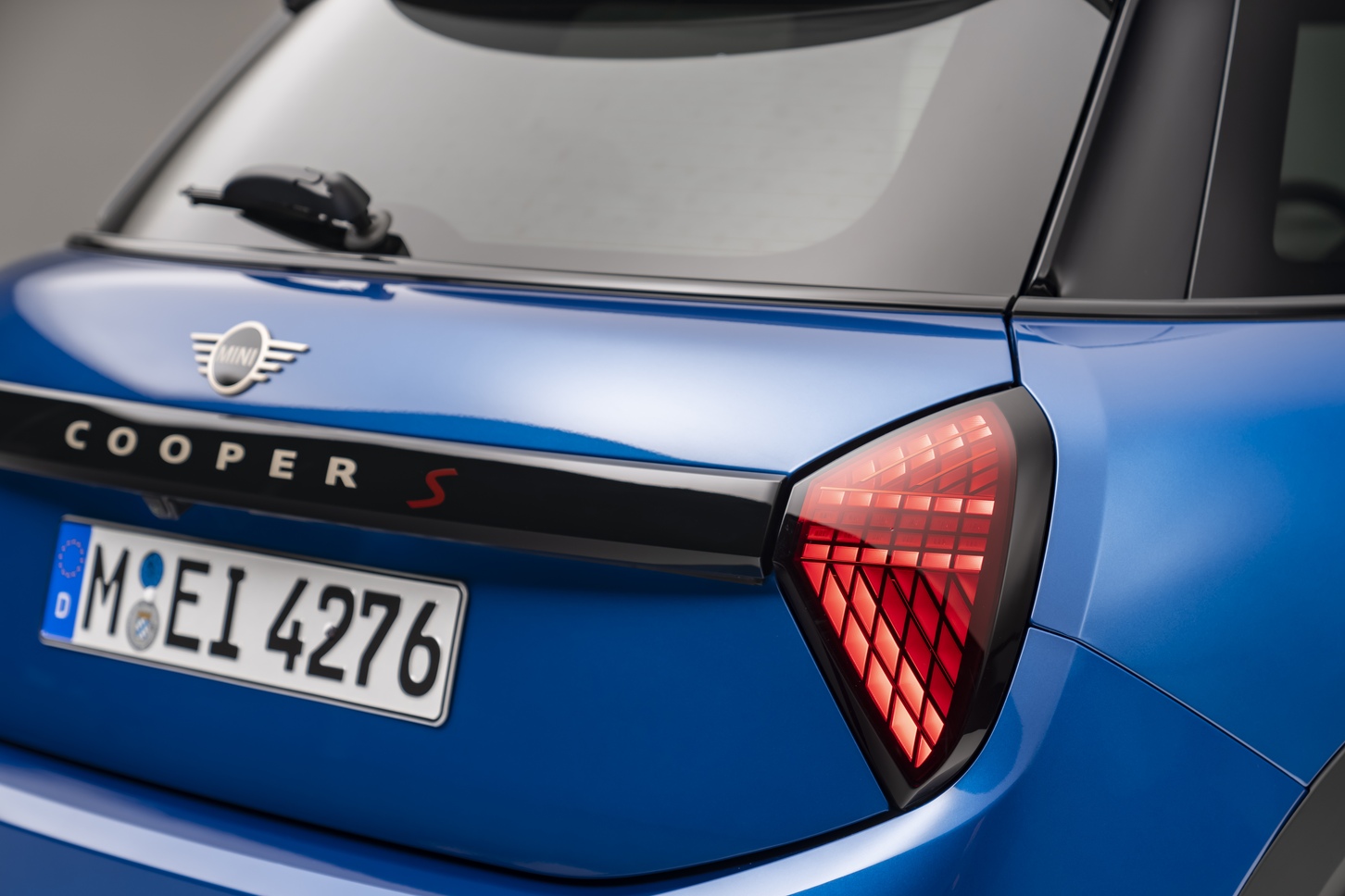 新型MINI COOPER 5 DOOR