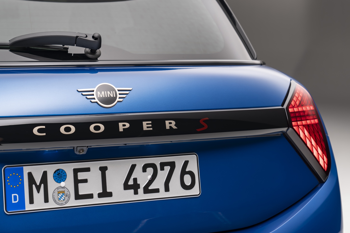 新型MINI COOPER 5 DOOR
