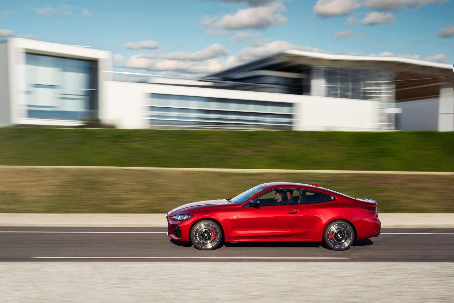 新型BMW 4シリーズ クーペ