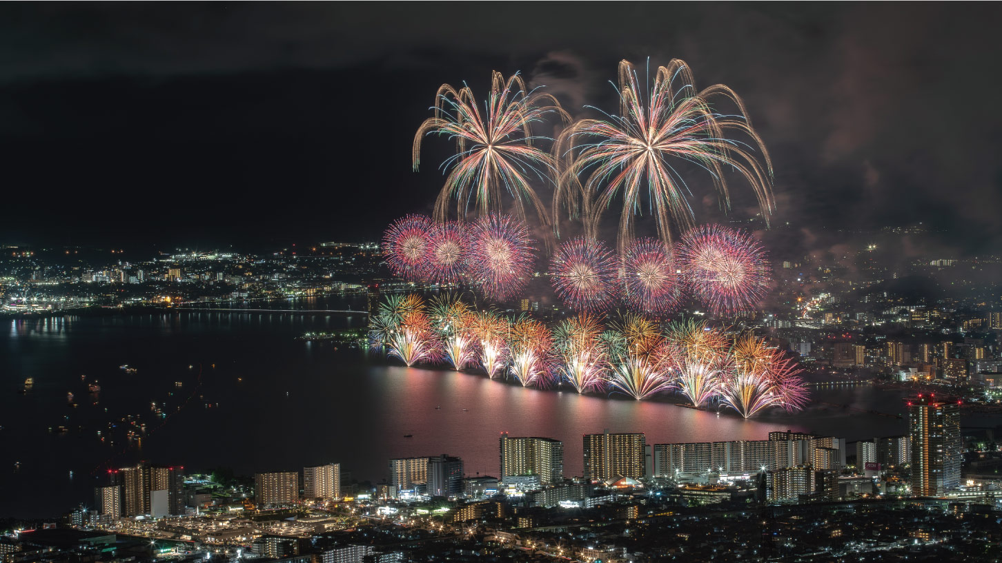 8月8日（木）は大津市で花火大会が開催される予定だ。(c) 晃司 佐藤 - stock.adobe.com