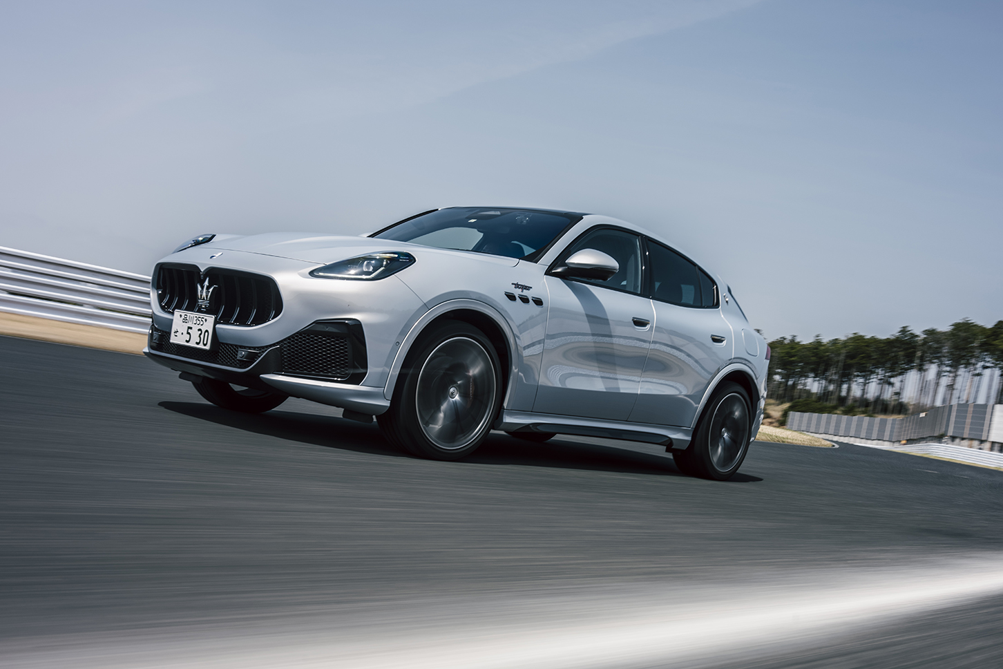 マセラティ グレカーレ トロフェオ|Maserati Grecale Trofeo