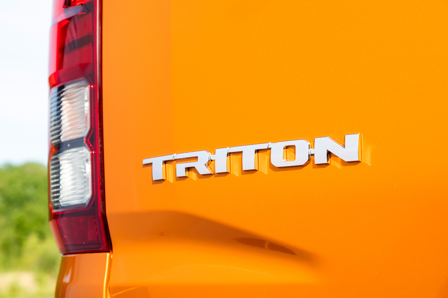 三菱 トライトン｜Mitsubishi Triton