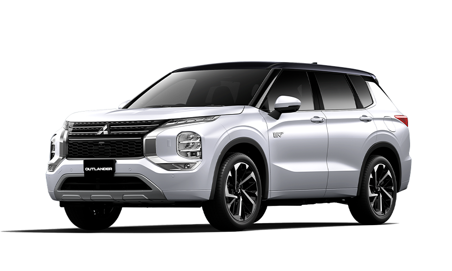 2021年12月に発売された現行のアウトランダーPHEV。大幅改良でどのような変化があるのか楽しみだ